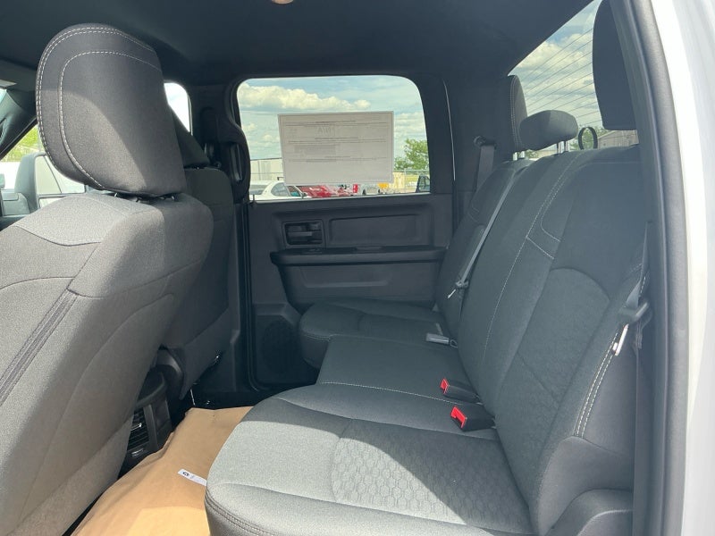 2026 RAM Ram 5500 Chassis Cab RAM 5500 TRADESMAN CHASSIS CREW CAB 4X4 84' CA