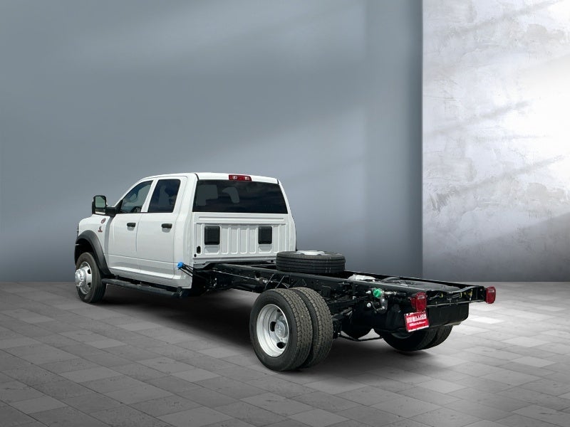 2026 RAM Ram 5500 Chassis Cab RAM 5500 TRADESMAN CHASSIS CREW CAB 4X4 84' CA
