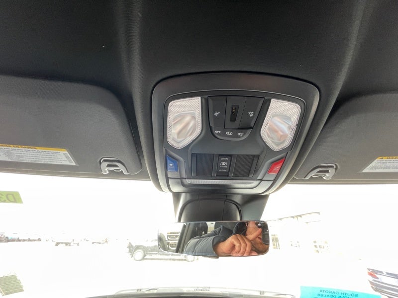 2026 RAM Ram 5500 Chassis Cab RAM 5500 TRADESMAN CHASSIS CREW CAB 4X4 84' CA