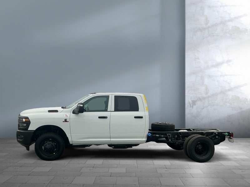 2027 RAM Ram 3500 Chassis Cab RAM 3500 TRADESMAN CREW CAB CHASSIS 4X4 60' CA