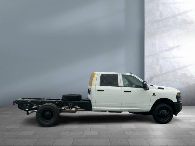 2027 RAM Ram 3500 Chassis Cab RAM 3500 TRADESMAN CREW CAB CHASSIS 4X4 60' CA