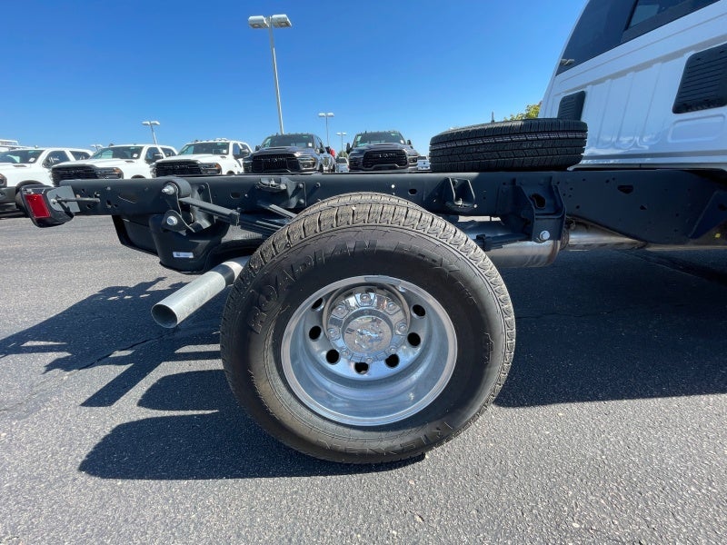 2026 RAM Ram 3500 Chassis Cab RAM 3500 TRADESMAN CREW CAB CHASSIS 4X4 60' CA