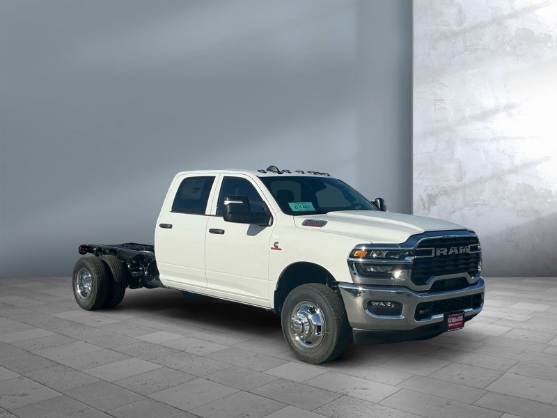 2027 RAM Ram 3500 Chassis Cab RAM 3500 TRADESMAN CREW CAB CHASSIS 4X4 60' CA
