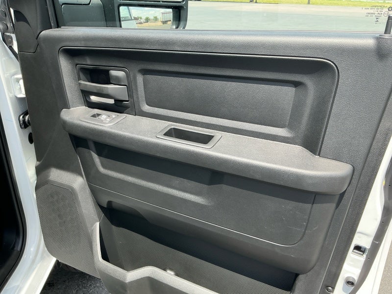 2026 RAM Ram 3500 Chassis Cab RAM 3500 TRADESMAN CREW CAB CHASSIS 4X4 60' CA
