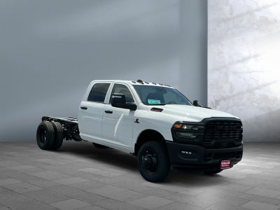2026 RAM Ram 3500 Chassis Cab RAM 3500 TRADESMAN CREW CAB CHASSIS 4X4 60' CA