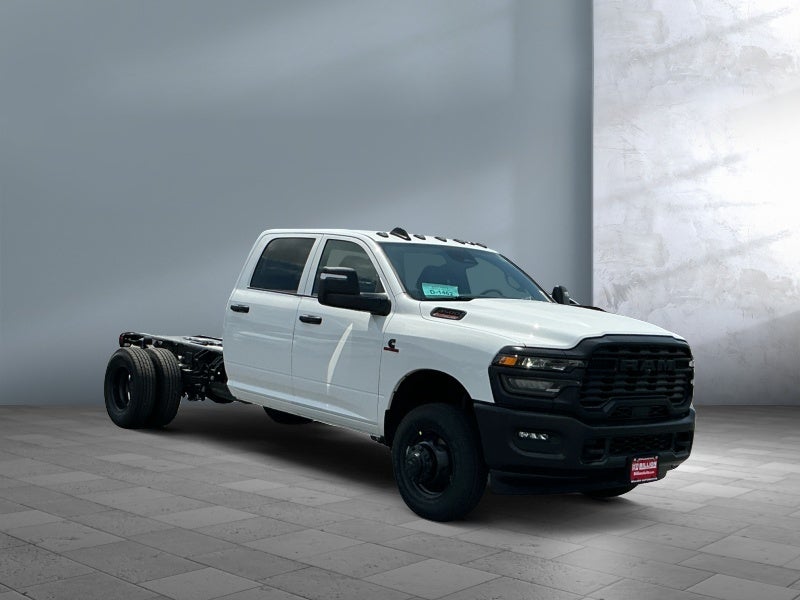 2026 RAM Ram 3500 Chassis Cab RAM 3500 TRADESMAN CREW CAB CHASSIS 4X4 60' CA