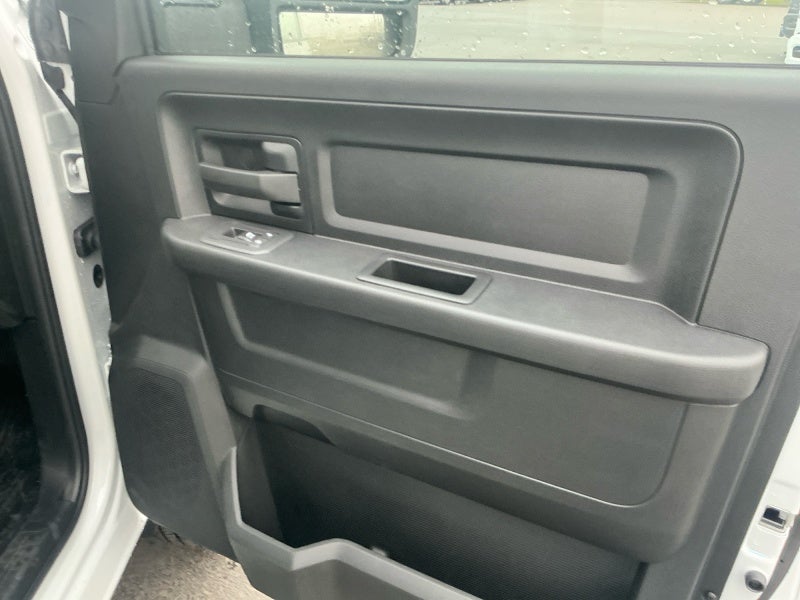 2027 RAM Ram 3500 Chassis Cab RAM 3500 TRADESMAN CREW CAB CHASSIS 4X4 60' CA