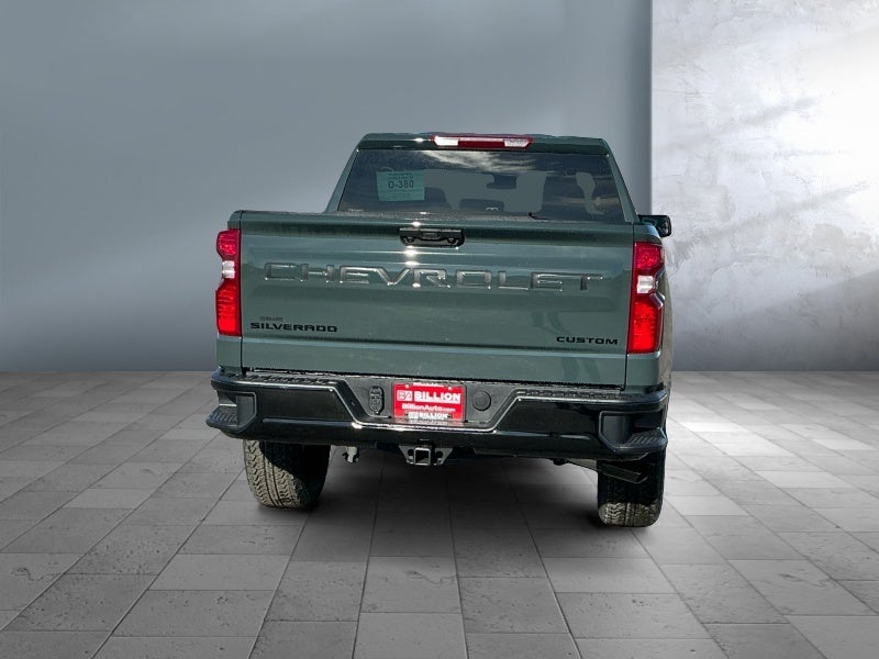 2026 Chevrolet Silverado 1500 4WD Crew Cab Short Bed Custom Trail Boss
