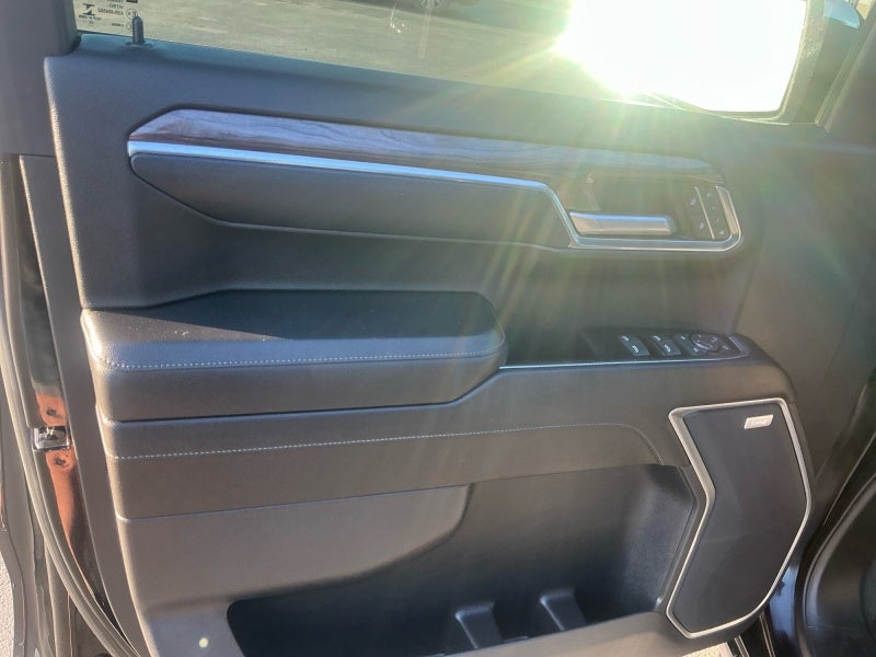 2023 Chevrolet Silverado 1500 4WD Crew Cab Short Bed LTZ