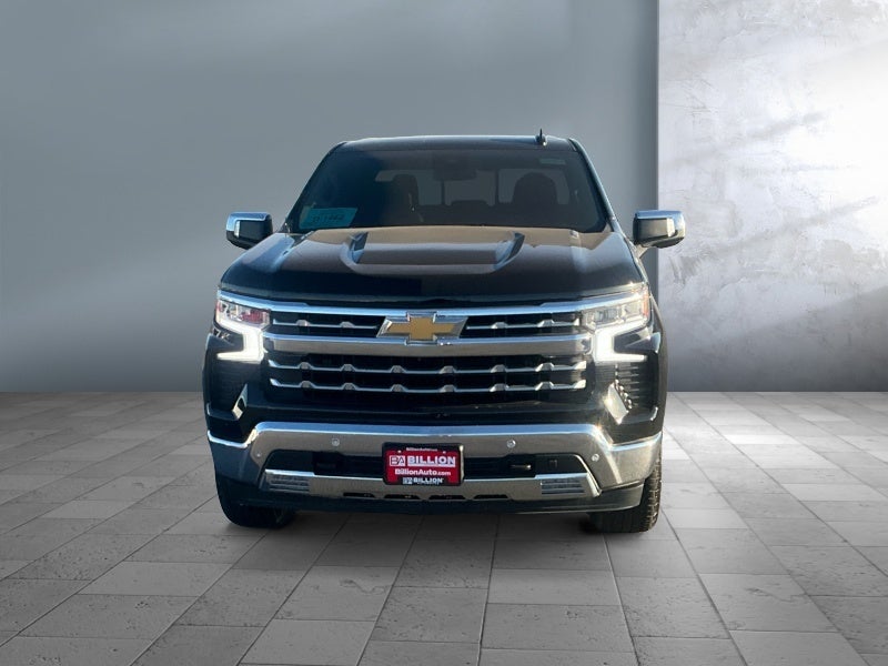 2023 Chevrolet Silverado 1500 4WD Crew Cab Short Bed LTZ