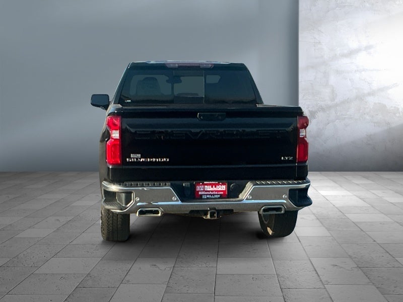 2023 Chevrolet Silverado 1500 4WD Crew Cab Short Bed LTZ