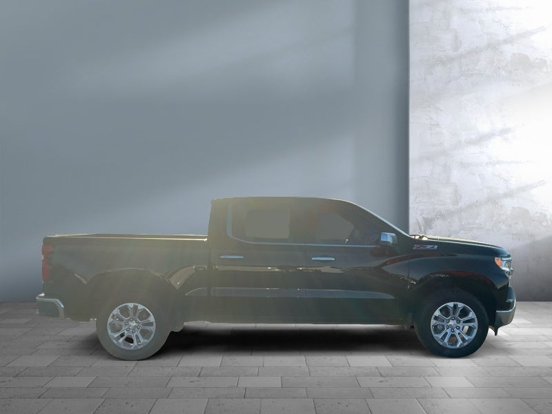 2023 Chevrolet Silverado 1500 4WD Crew Cab Short Bed LTZ