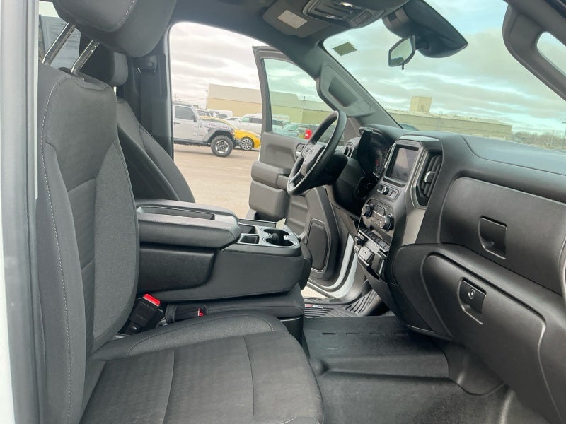 2025 Chevrolet Silverado 1500 4WD Crew Cab Standard Bed Custom Trail Boss