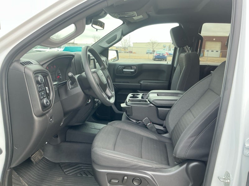 2025 Chevrolet Silverado 1500 4WD Crew Cab Standard Bed Custom Trail Boss