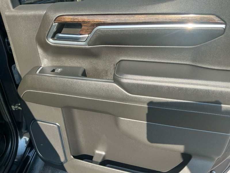 2024 GMC Sierra 1500 4WD Crew Cab Short Box Elevation with 3VL