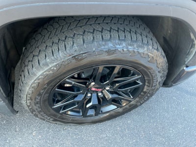 2024 GMC Sierra 1500 4WD Crew Cab Short Box Elevation with 3VL