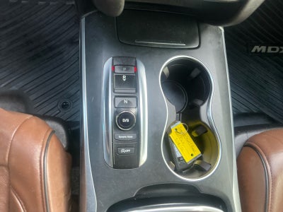 2017 Acura MDX w/Advance Package