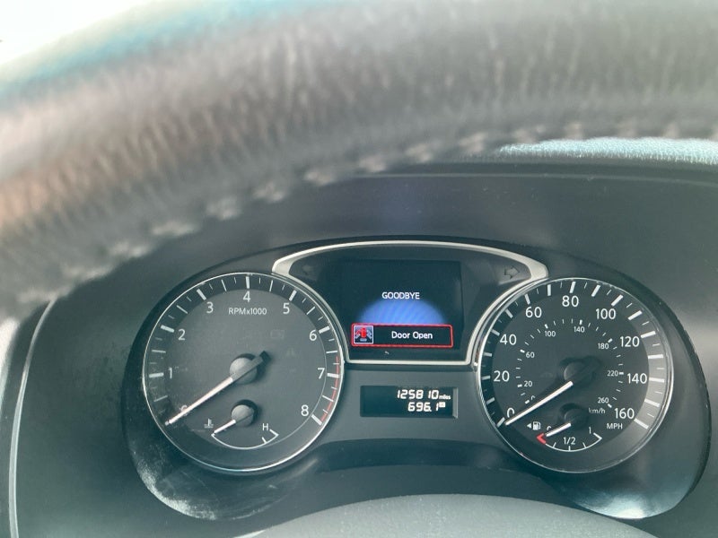 2015 Nissan Pathfinder SV