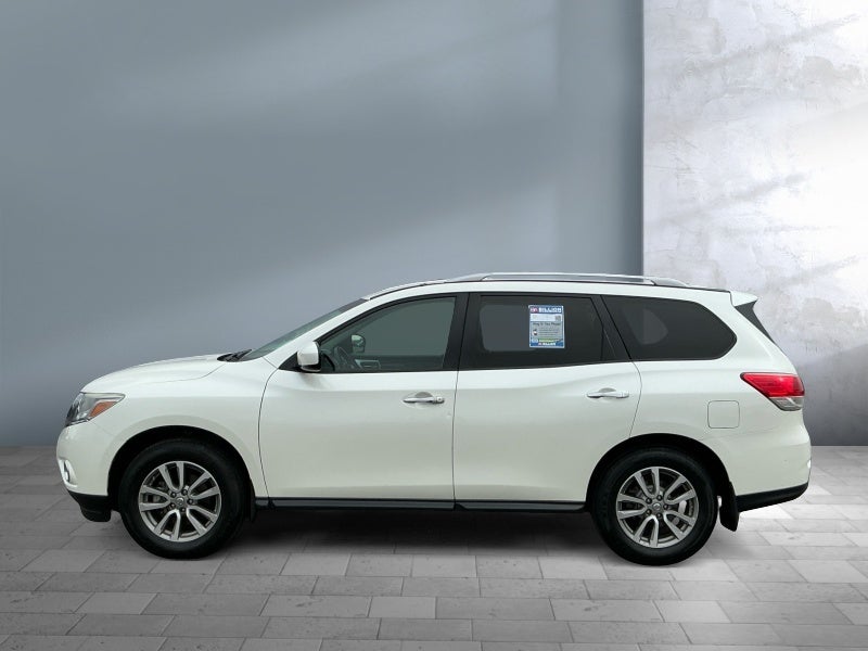 2015 Nissan Pathfinder SV