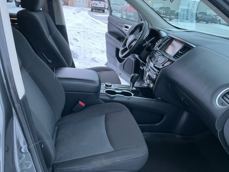 2020 Nissan Pathfinder SV 4WD