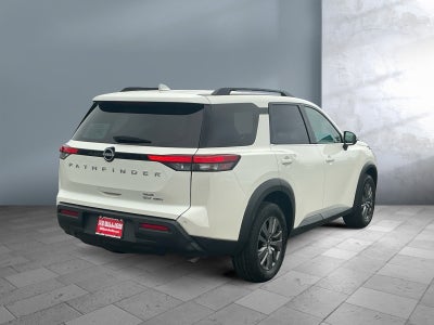 2024 Nissan Pathfinder SV 4WD