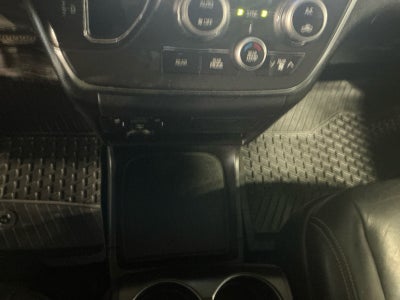 2019 Toyota Sienna SE 8 Passenger