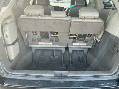 2016 Toyota Sienna XLE 8 Passenger