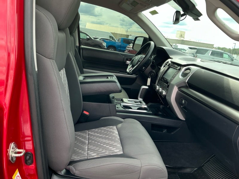 2018 Toyota Tundra SR5 5.7L V8