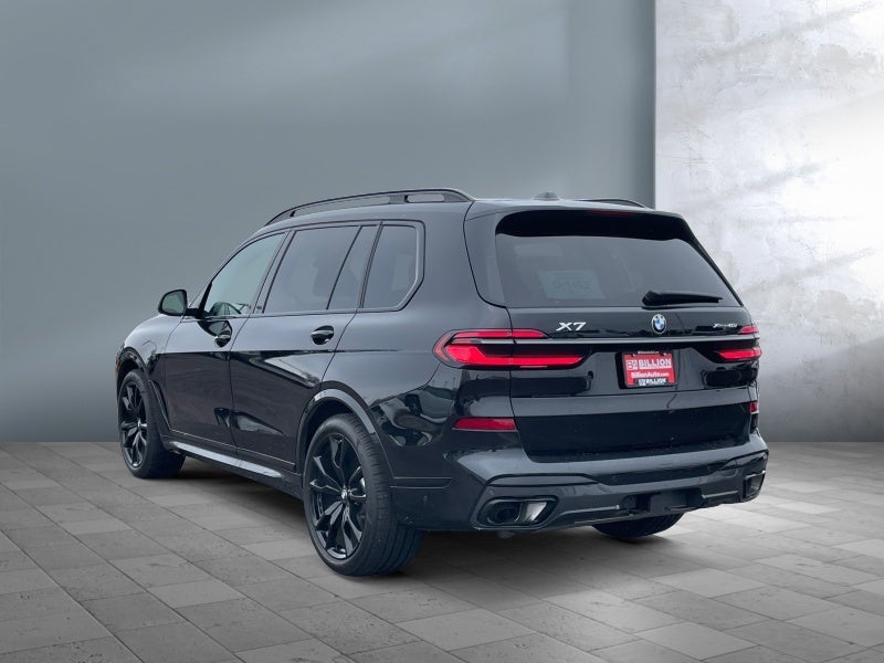 2025 BMW X7 xDrive40i