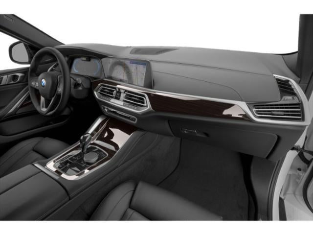 2022 BMW X6 M50i