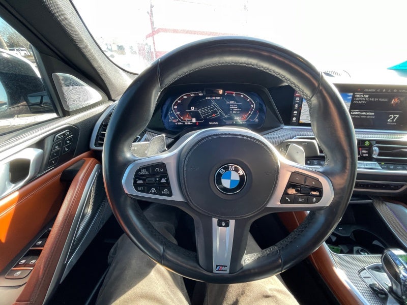2022 BMW X6 M50i
