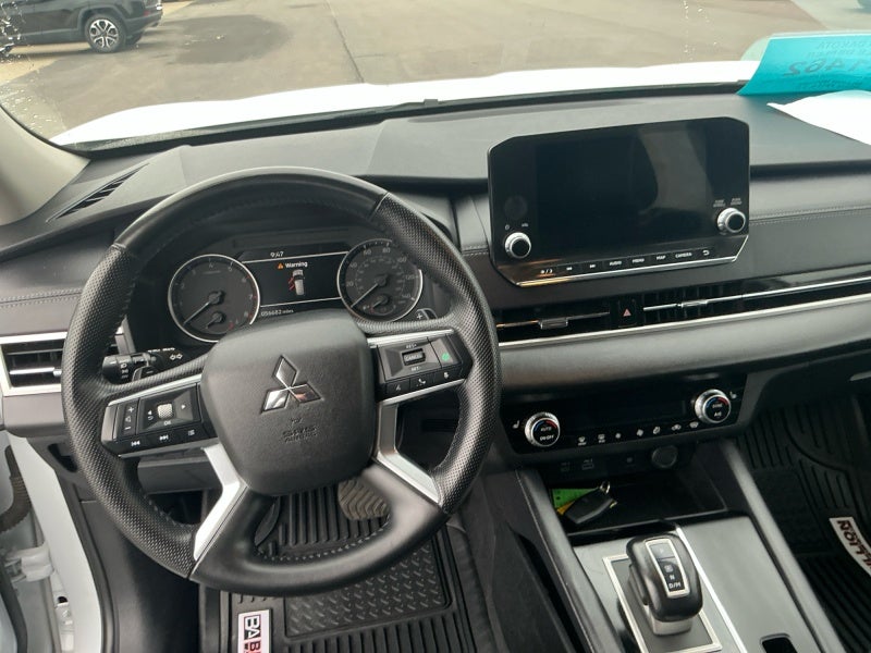 2024 Mitsubishi Outlander SE 2.5 S-AWC