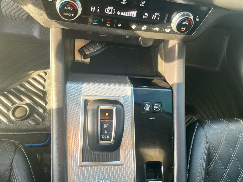 2023 Mitsubishi Outlander PHEV SEL S-AWC