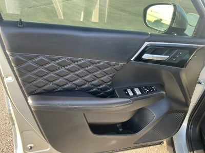 2023 Mitsubishi Outlander PHEV SEL S-AWC