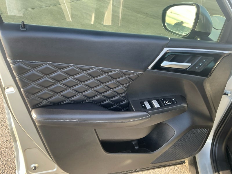 2023 Mitsubishi Outlander PHEV SEL S-AWC