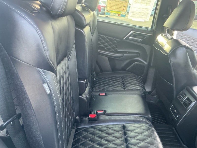 2023 Mitsubishi Outlander PHEV SEL S-AWC