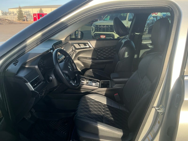 2023 Mitsubishi Outlander PHEV SEL S-AWC