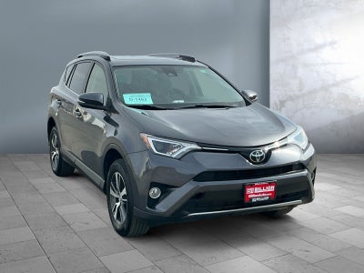 2017 Toyota RAV4 XLE