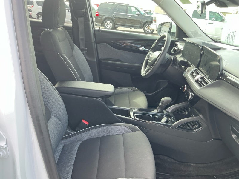 2025 Chevrolet Trailblazer FWD LT