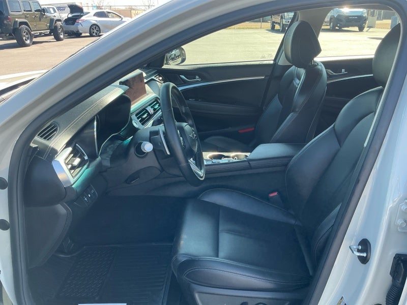 2025 Genesis G70 2.5T AWD