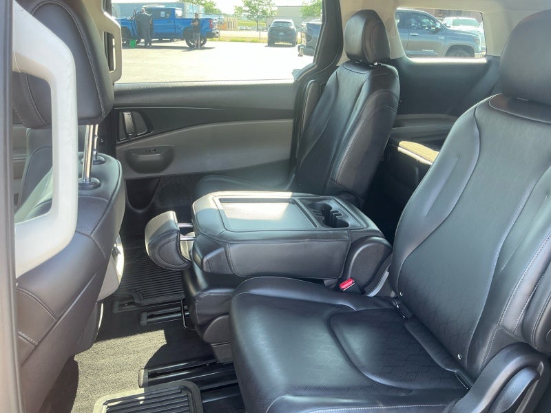 2026 Kia Carnival MPV LXS