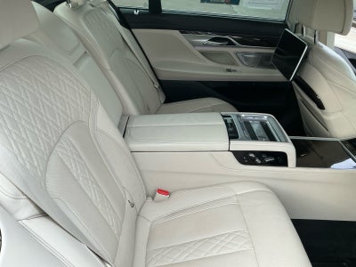 2019 BMW 750i xDrive