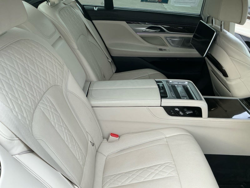 2019 BMW 750i xDrive