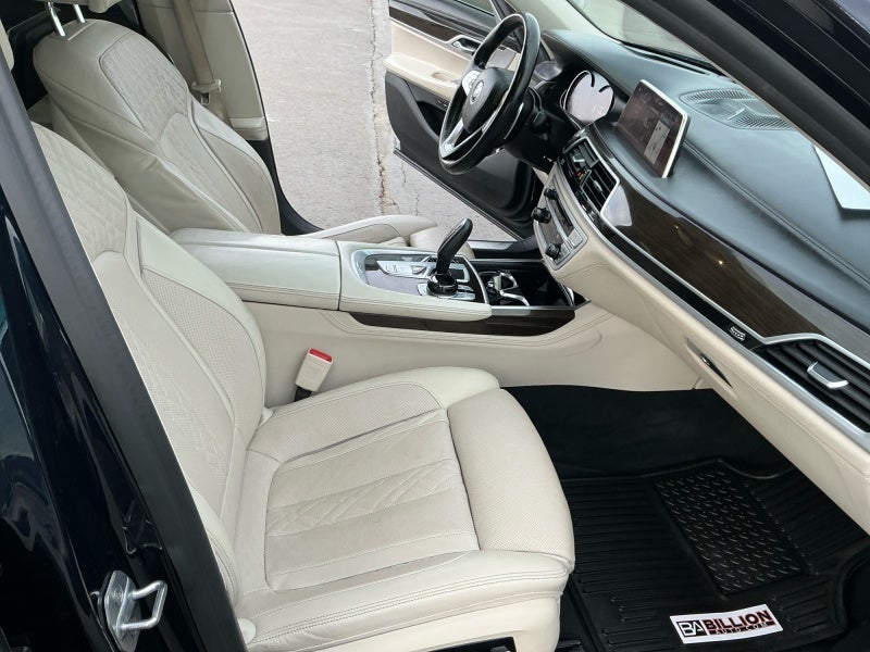 2019 BMW 750i xDrive