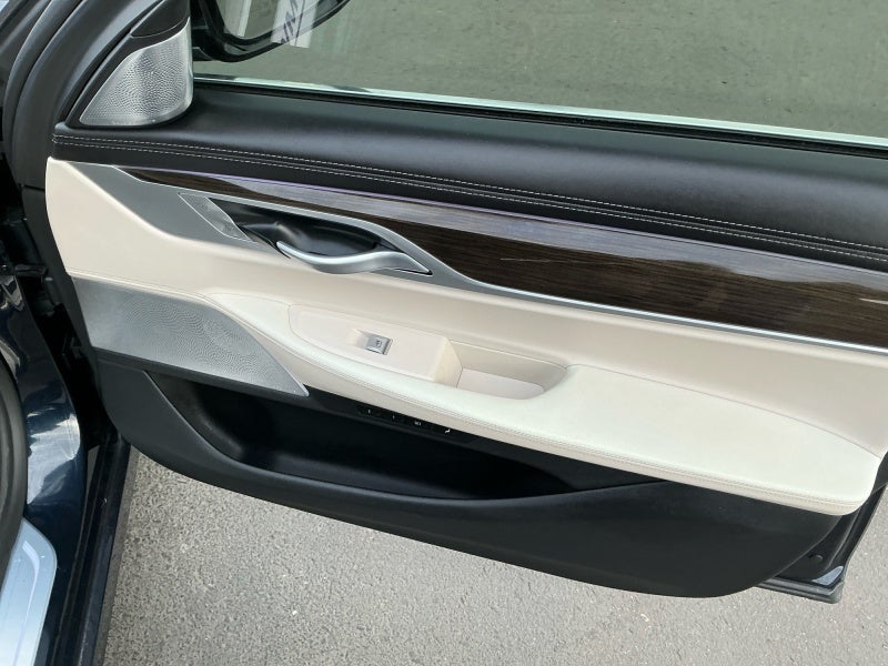 2019 BMW 750i xDrive