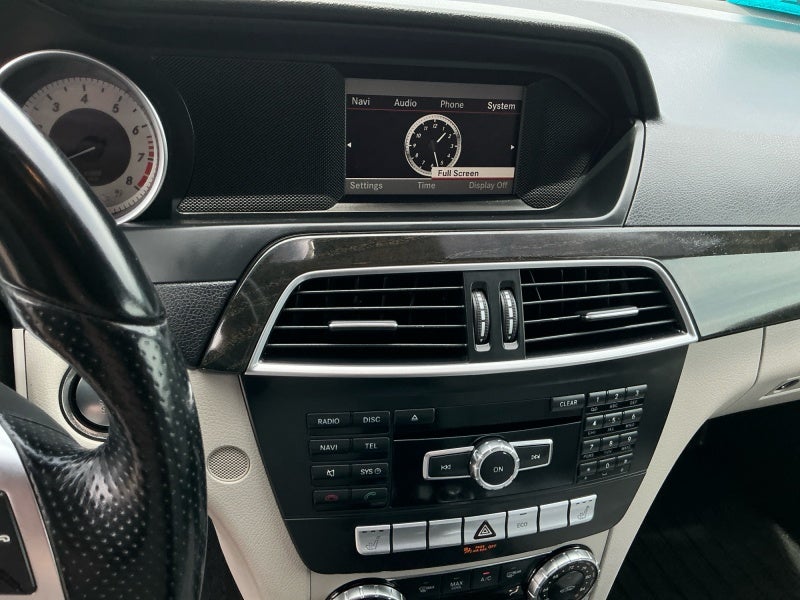 2013 Mercedes-Benz C 300 Luxury 4MATIC®