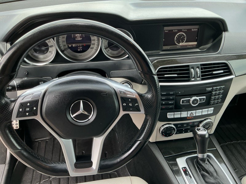 2013 Mercedes-Benz C 300 Luxury 4MATIC®