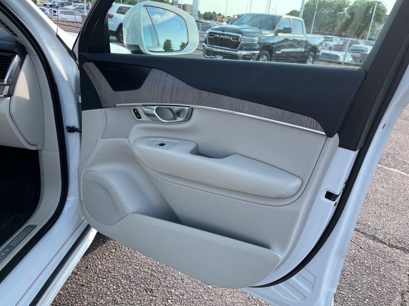 2023 Volvo XC90 B6 Plus 7-Seater
